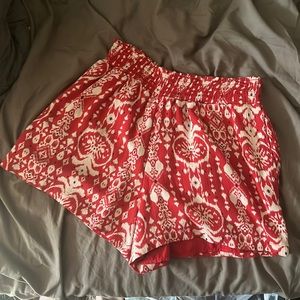 Knox Rose, red and white baggy shorts